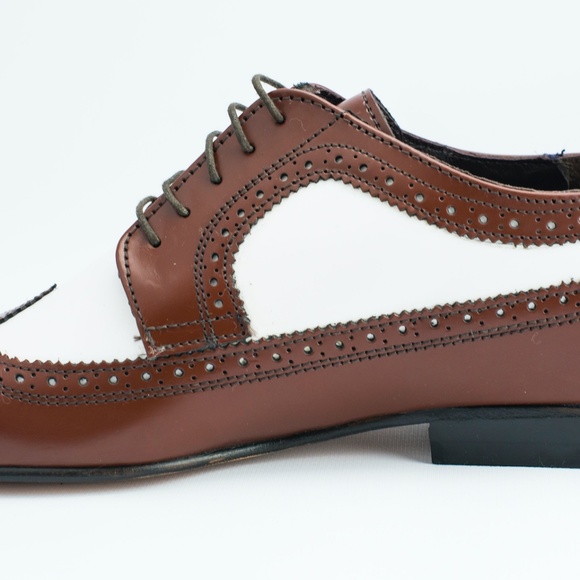 Brentano Matte Brown and White Spectator Wingtip Lace Up Tuxedos Shoes - Picture 2 of 3